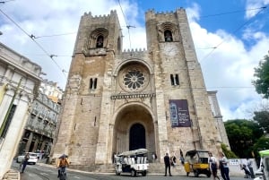 LISBON STORY TOUR BY TUK TUK