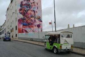 Arte urbano en Lisboa en tuk tuk: descubrimiento de grafitis y murales