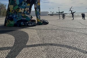 Lisbon: Street Art Sidecar Tour with Hotel Pickup