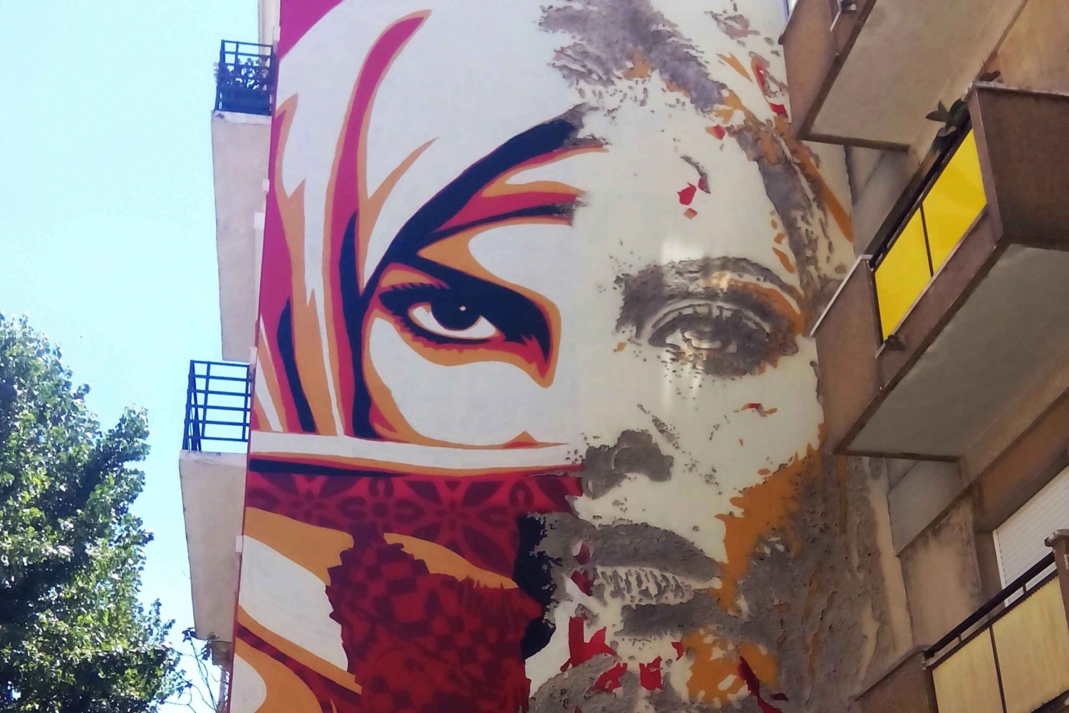 Lisbon: Street Art Walk