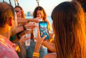 Lisbon: Sunset Boat Party with Live DJ and Night Club Entry