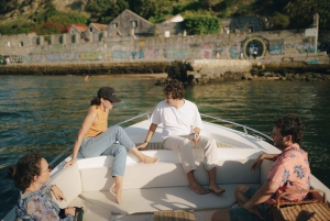 Rondvaart bij zonsondergang in Lissabon met lokale hapjes en drankjes