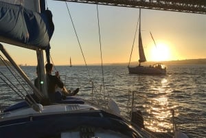 Lisbon: Enjoy a Sunset or Night Tagus River Sailboat Cruise