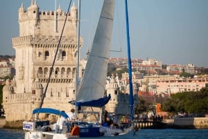 Lisbon: Enjoy a Sunset or Night Tagus River Sailboat Cruise