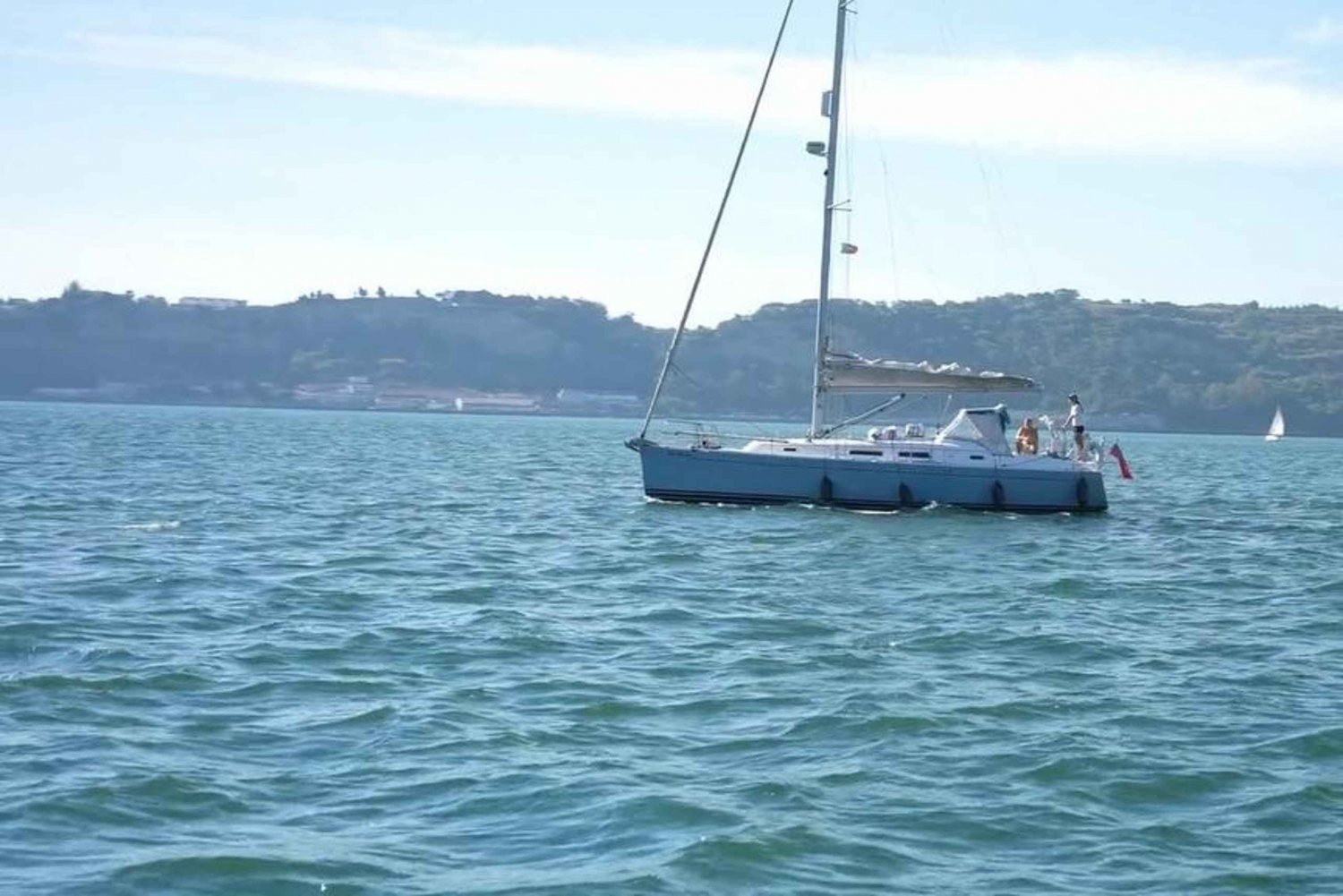 Lissabon: boottocht bij zonsondergang met wijn