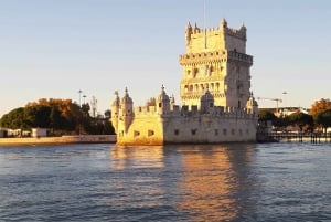 ⛵Bluemotion Lisbon⛵: Sunset sailing tour in Tagus River