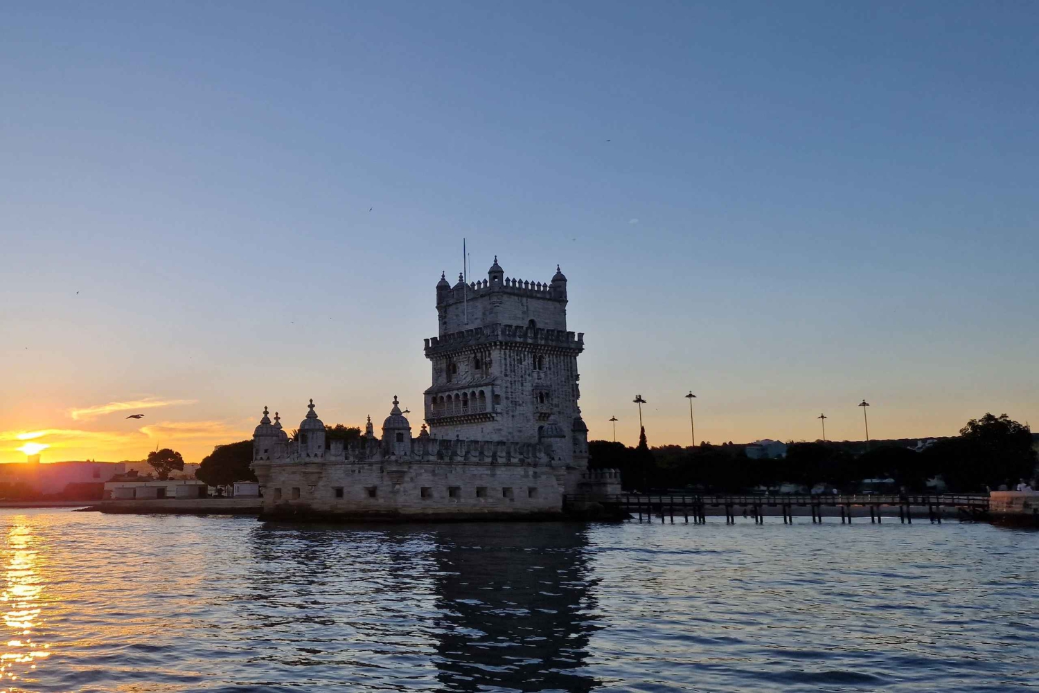 Lissabon: Segling i solnedgången med portugisiskt vin och historia