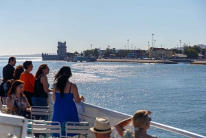 Lisbon: Tagus River Boat Tour with One Drink Included