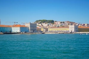 Lisbon: Tagus River Boat Tour with One Drink Included