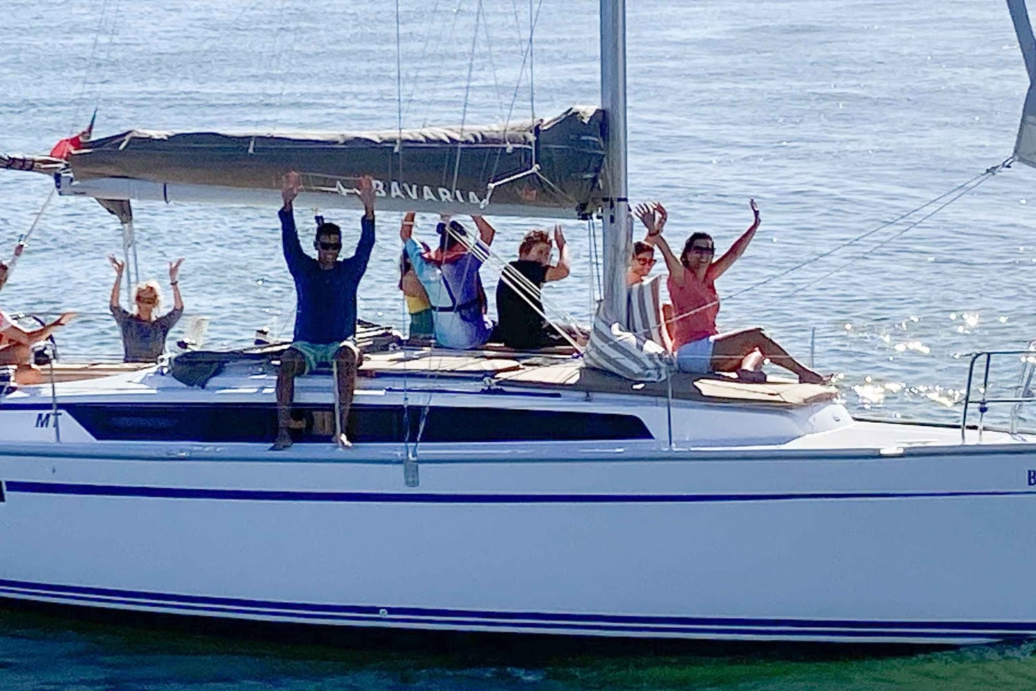 リスボンテージョ川クルーズ、朝、昼、夕暮れ、夜