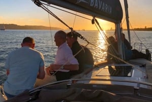 Lissabon - kryssning Tagus River Cruise, morgon, dag, solnedgång eller natt