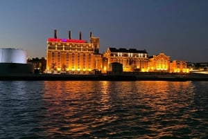 リスボンテージョ川クルーズ、朝、昼、夕暮れ、夜