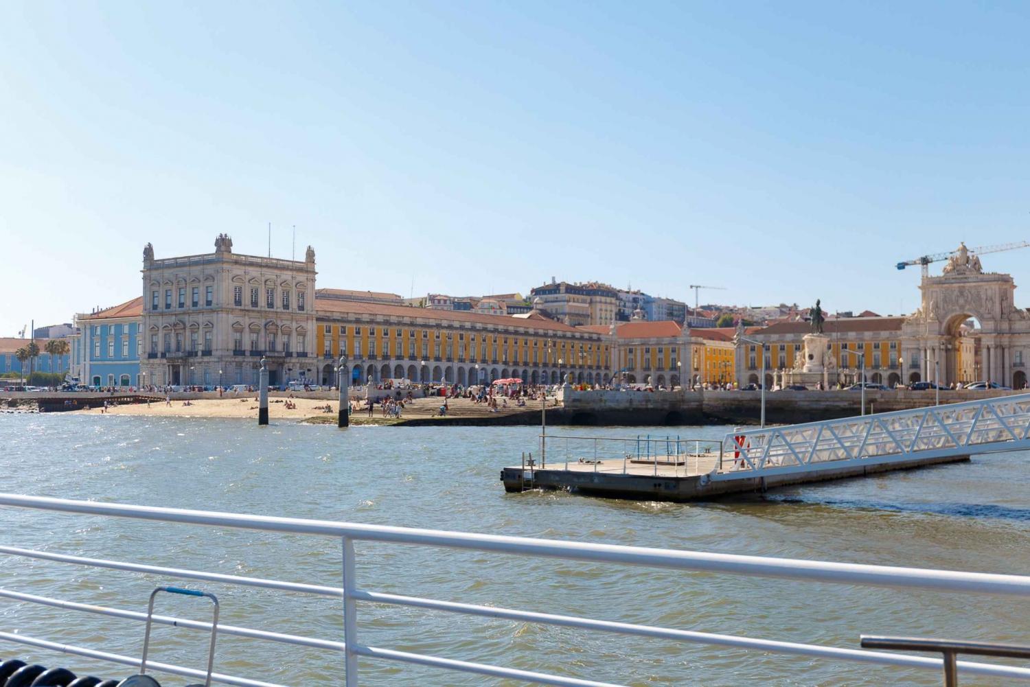 Lisbon: Tagus River Cruise With Brunch