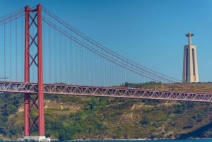 Lisbon: Tagus River Cruise With Brunch