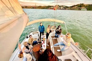 Lisbon: Tagus River Sailboat City Cruise