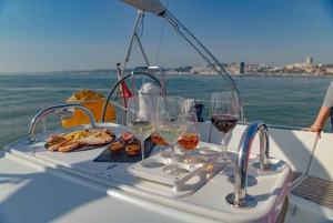 Lisbon: Tagus River Sailboat Tour
