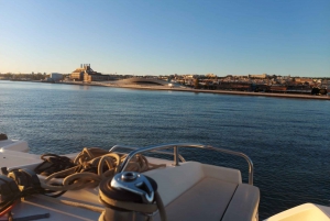 Lissabon: Segeltour bei Sonnenuntergang mit Getränken