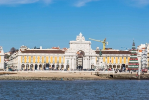 Lisbon: Tagus River Yellow Boat Cruise