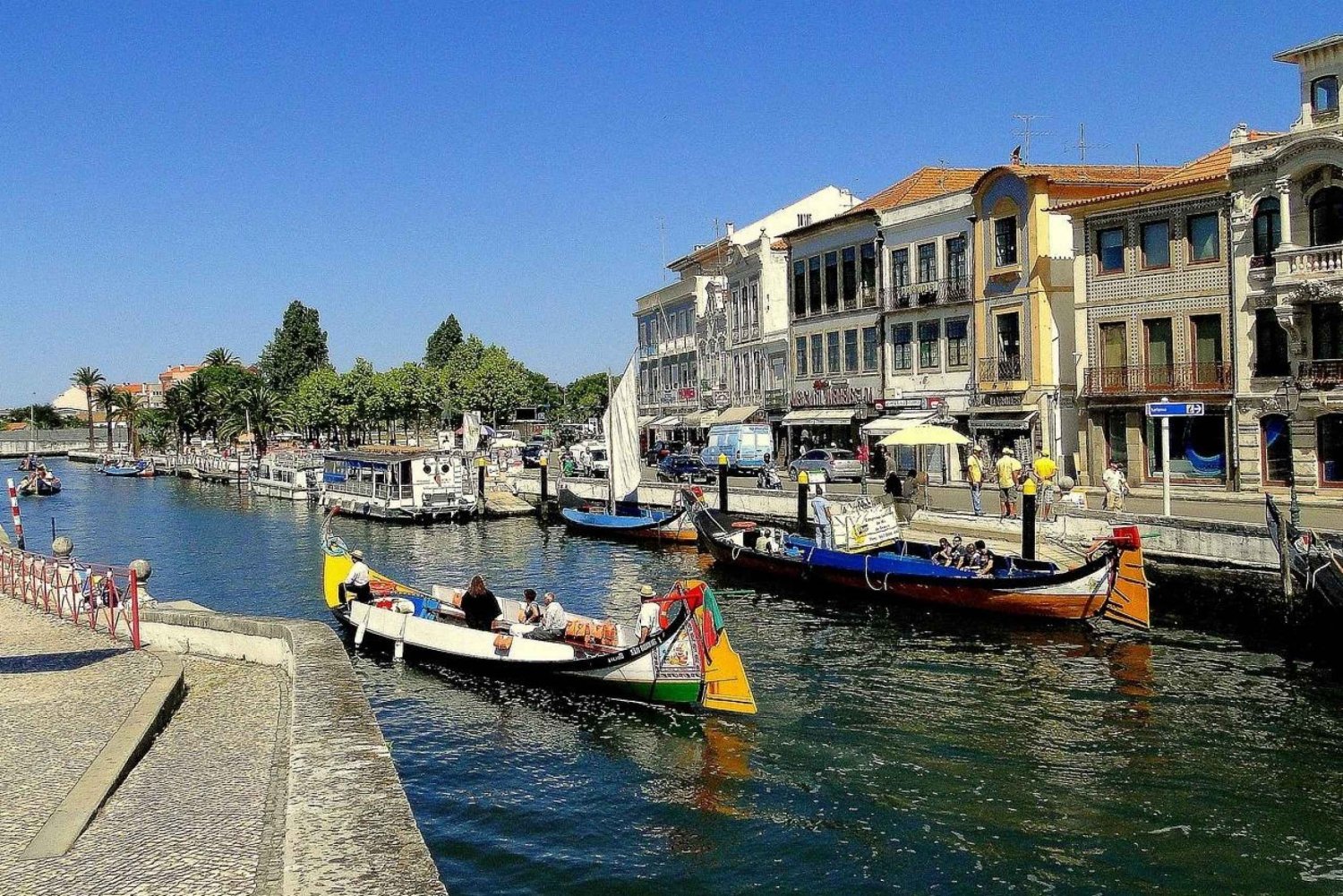 Lisbon to Porto Escapade: Aveiro and Coimbra Delights