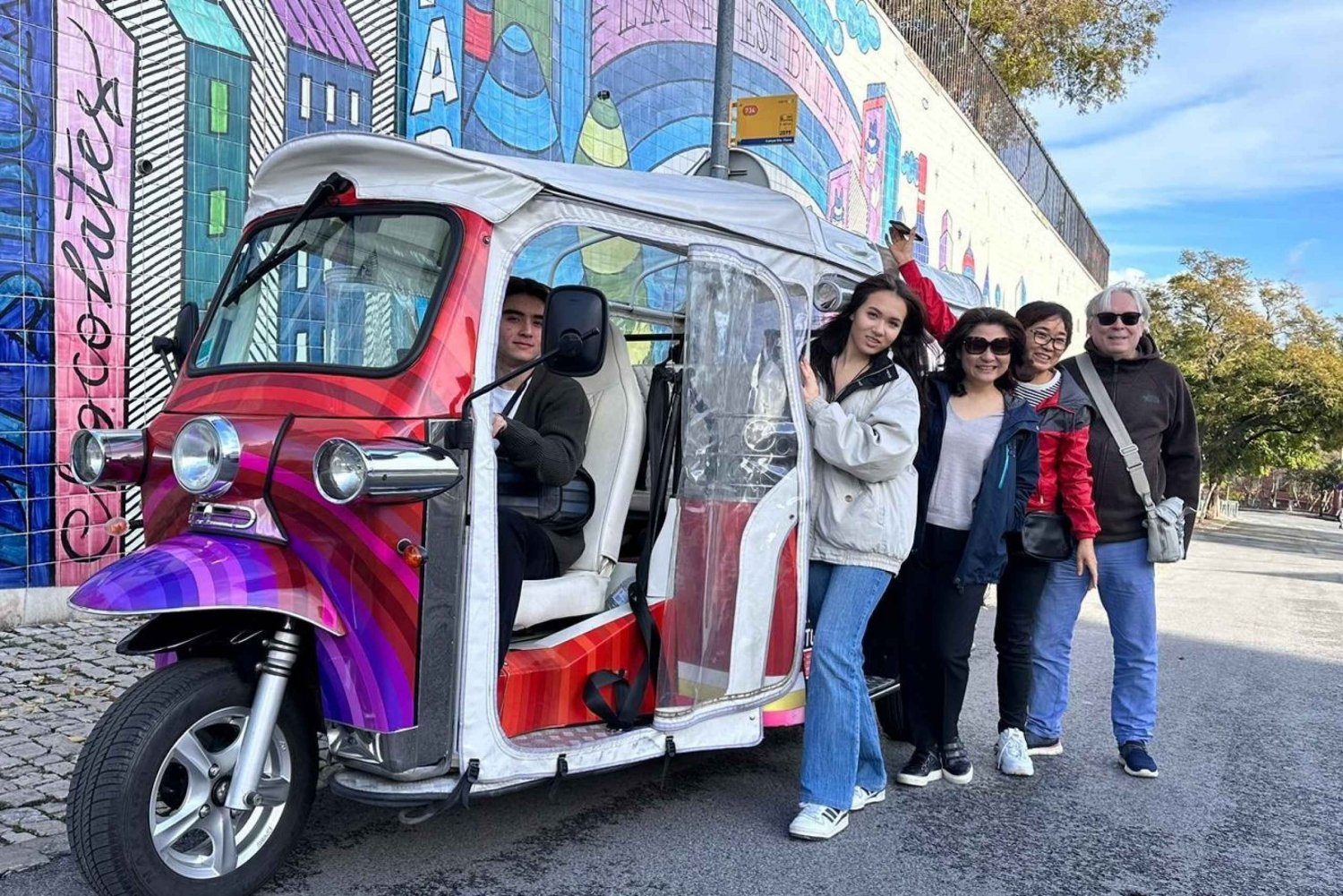 Lisbon Tour With Tuktuk