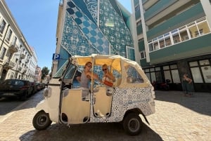 リスボン：ホテル送迎付きトゥクトゥクで旧市街のベストスポットを巡る