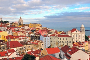 Lisbon: Viewpoints Tuk Tuk Tour