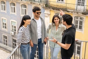 Лиссабон: Пешеходная экскурсия, район Белен, поездка на трамвае и лодке