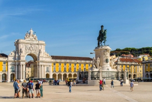 LISBON GRAND EXPERIENCE Tuktuk Tour in German