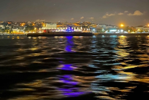 Lisbona: Crociera di Capodanno con DJ, Open Bar, snack e vino