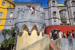 Magische Tagestour: Pena Palace, Sintra, CaboDa Roca & Cascais
