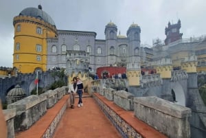 Magische Tagestour: Pena Palace, Sintra, CaboDa Roca & Cascais