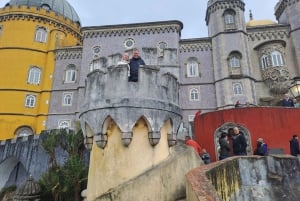 Magische Tagestour: Pena Palace, Sintra, CaboDa Roca & Cascais