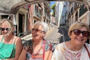 Lisbon: Private Tuk Tuk Tour