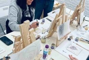 Mal din flise, og skab dit unikke værk i et kunstgalleri i Lissabon