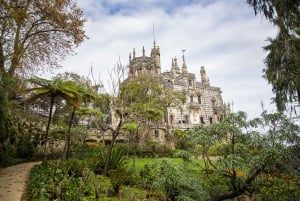 Pena Palace, Moorish Castle,Quinta ad Regaleira:Walking tour