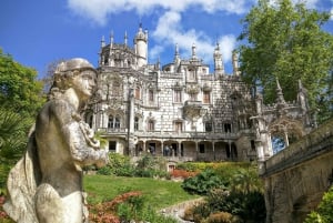 Lisbon: Pena Palace, Moorish Castle, Qta. Regaleira & Sintra