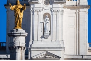Porto till Lissabon med stopp i Coimbra, Fatima och Santarem