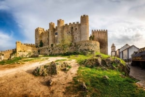 Tour privato da Lisbona: Fátima, Batalha, Óbidos e Nazare.