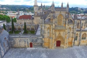 Tour privato da Lisbona: Fátima, Batalha, Óbidos e Nazare.