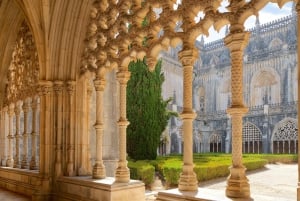 Tour privato da Lisbona: Fátima, Batalha, Óbidos e Nazare.