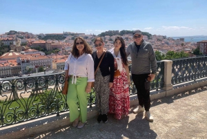Private tours of Lisbon in 100% electric tuk-tuks