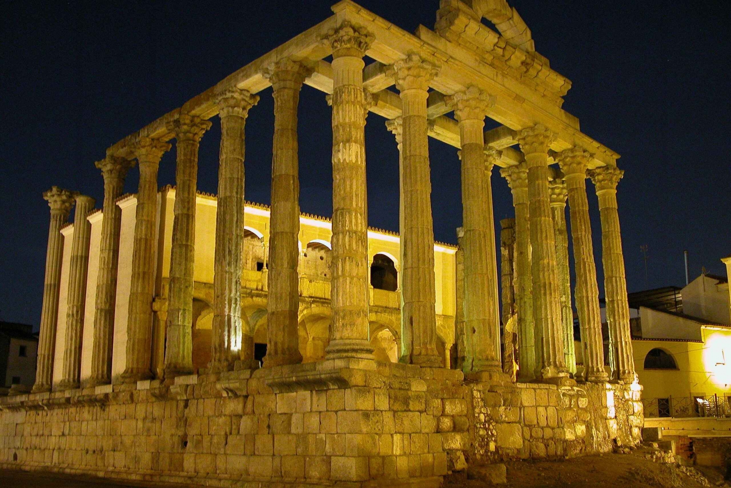 Between Life & Death: Roman Temple, Cathedral & Bone Chapel