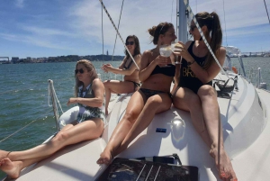 Romantic Private Sailing Boat for two daytime or sunset