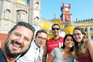 From Lisbon: 10-Hour Palaces Tour in Cascais and Sintra