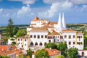 Sintra & Cascais: Tour for Foddies with Local culture