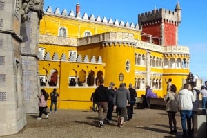 Sintra Express: Parque da Pena (billetter inkluderet) + Cabo da Roca + Cascais