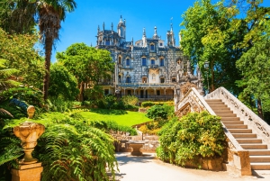 Sintra: tour Pena-paleis, Quinta da Regaleira & Cascais