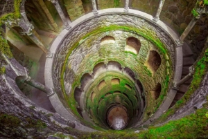 Sintra: tour Pena-paleis, Quinta da Regaleira & Cascais