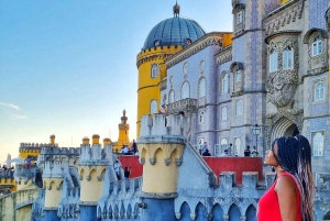 Sintra Private Tour - Pena, Regaleira & Cascais for Foddies