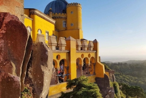 Sintra Private Tour - Pena, Regaleira & Cascais for Foddies